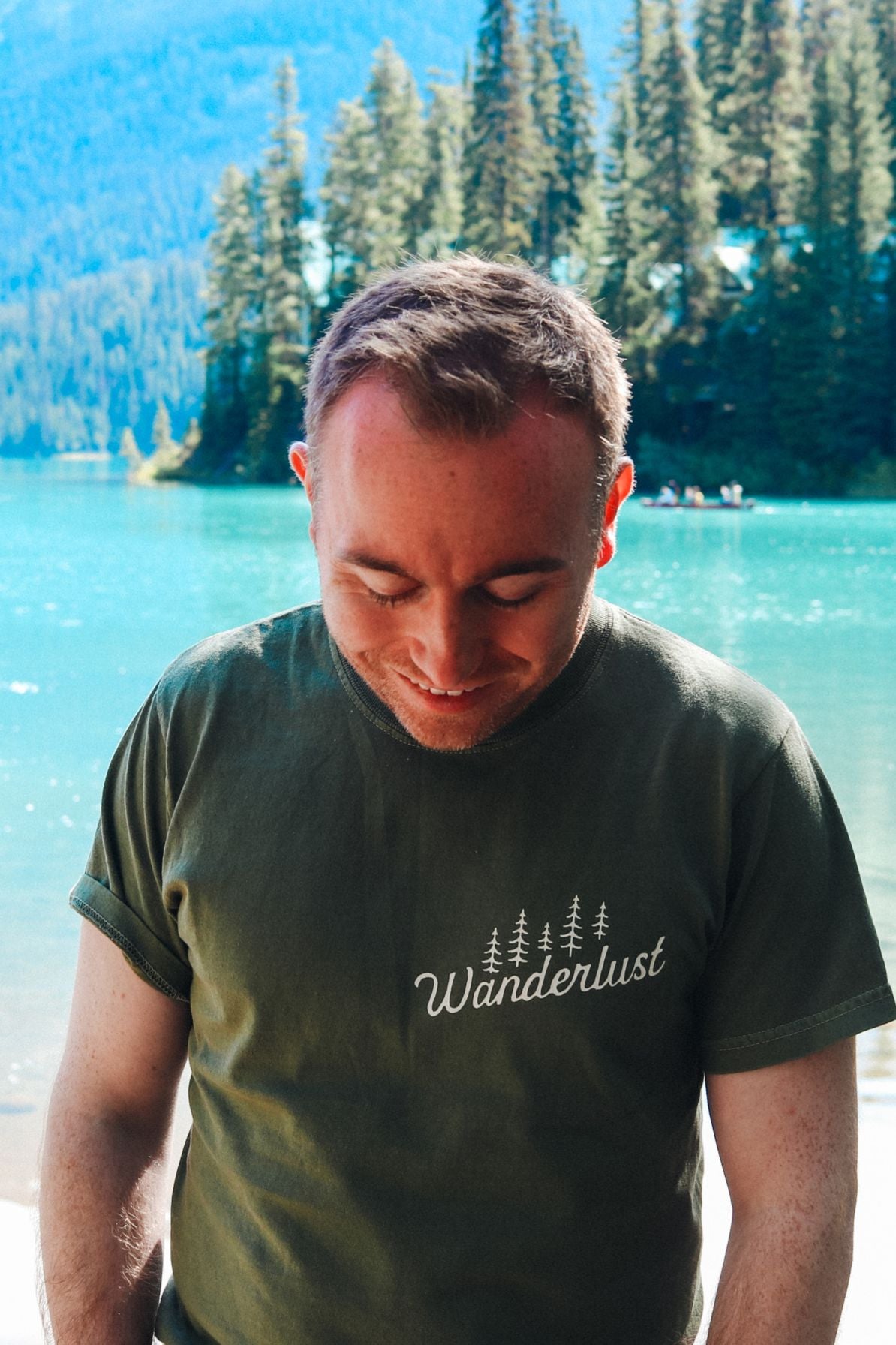 Wanderlust T-Shirt (green)